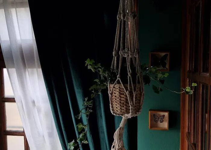 Gallery House アパート