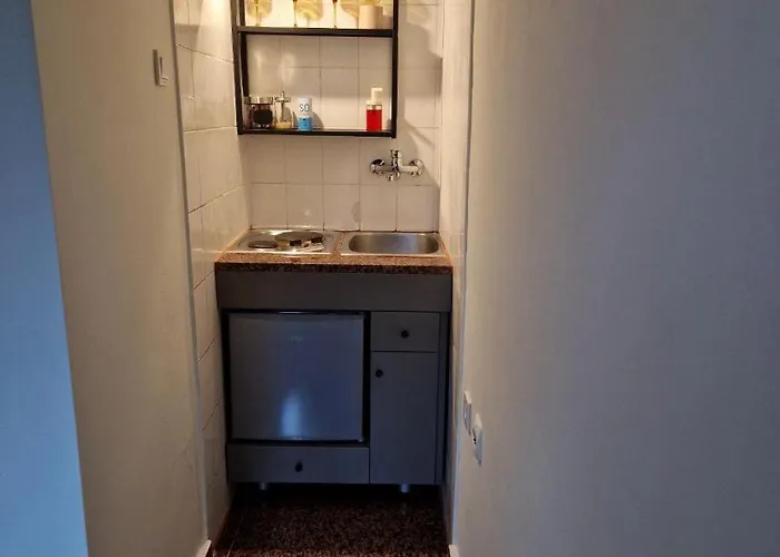 アパート Gallery House